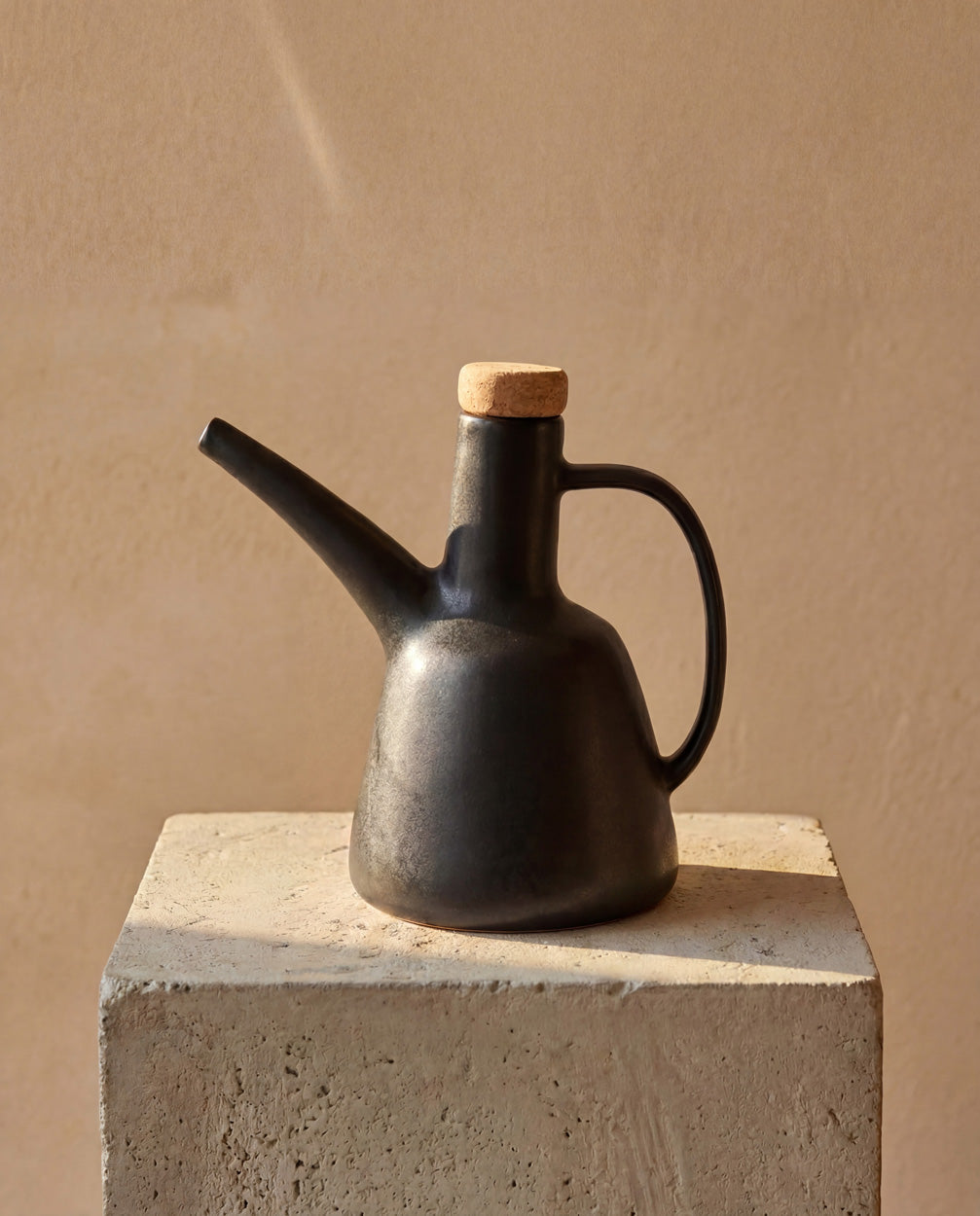 The Olive Oil Bottle Black
