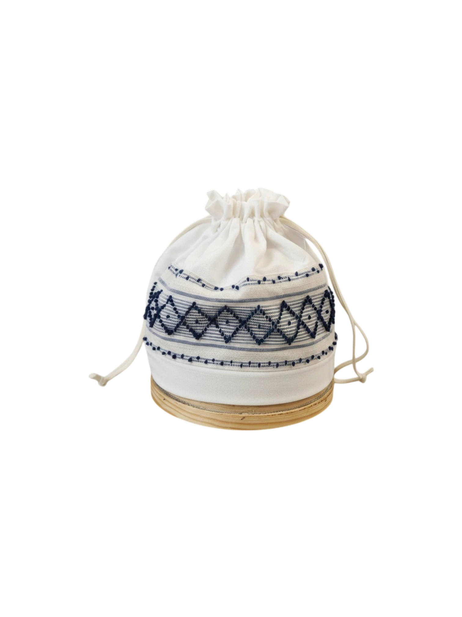 Niddynoddy white linen and cotton bread bag with blue embroidered geometric pattern and drawstring closure. Handcrafted in Portugal.